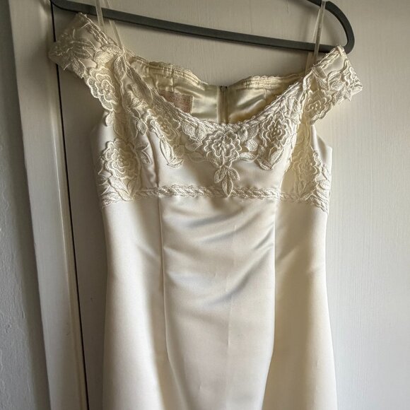 Vintage Jessica McClintock Wedding Dress / 2nd Look - Picture 3 of 10